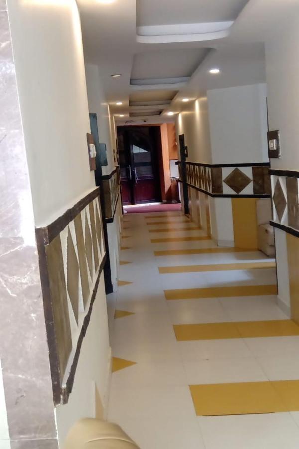 Hotel Harsh Regency Bahraich エクステリア 写真